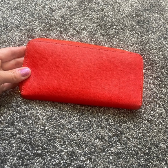 Michael Kors Wallet- Orange - Picture 2 of 3
